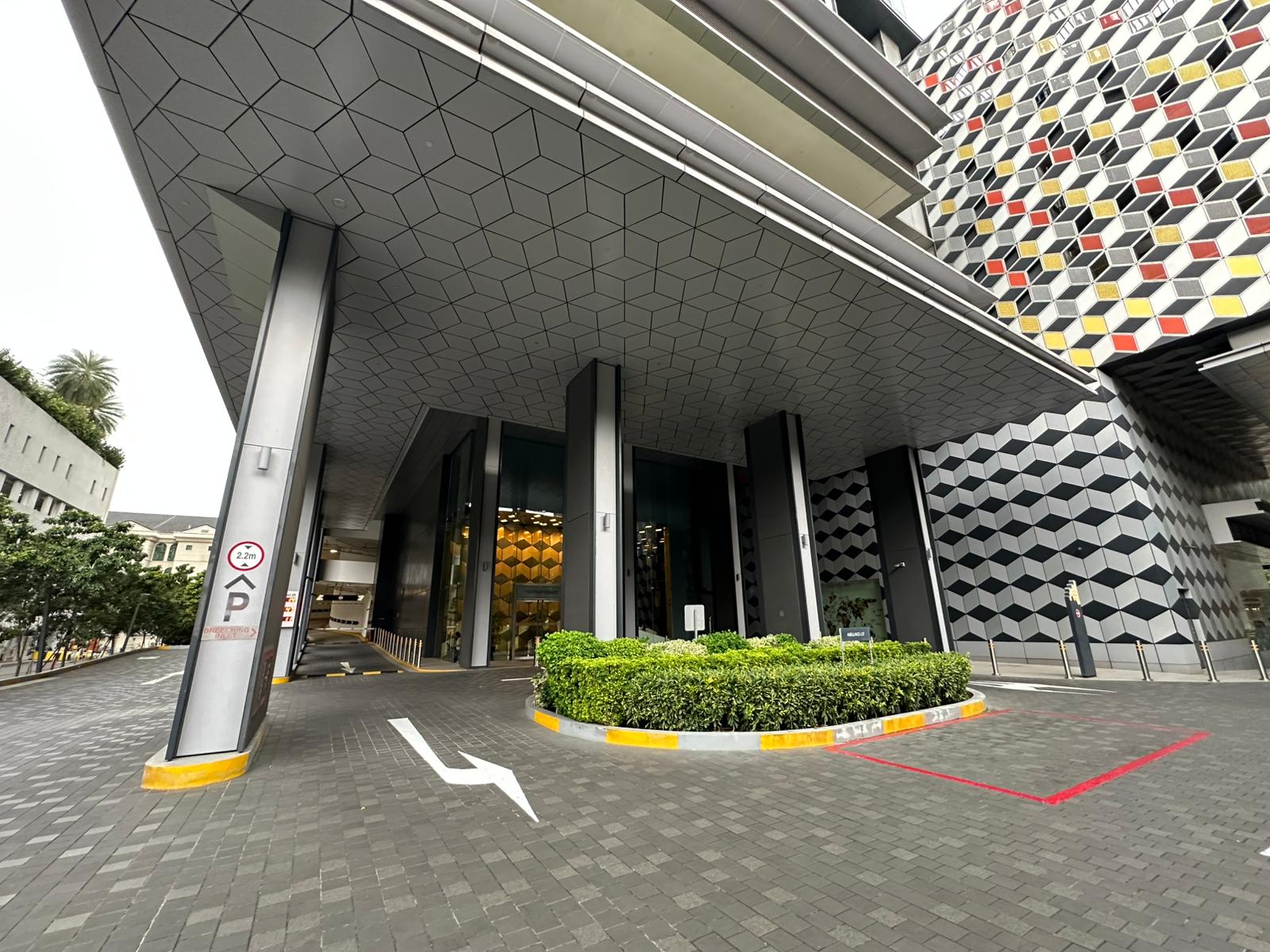 Centrium Square image